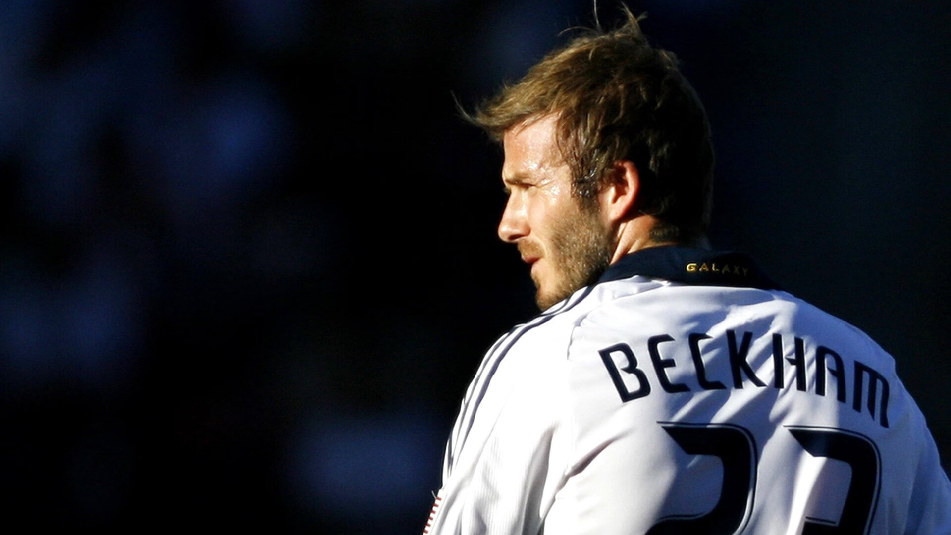 全黑队出色的球场执行力,成为赛事最具观赏性的球队之一,黑球球员什么意思