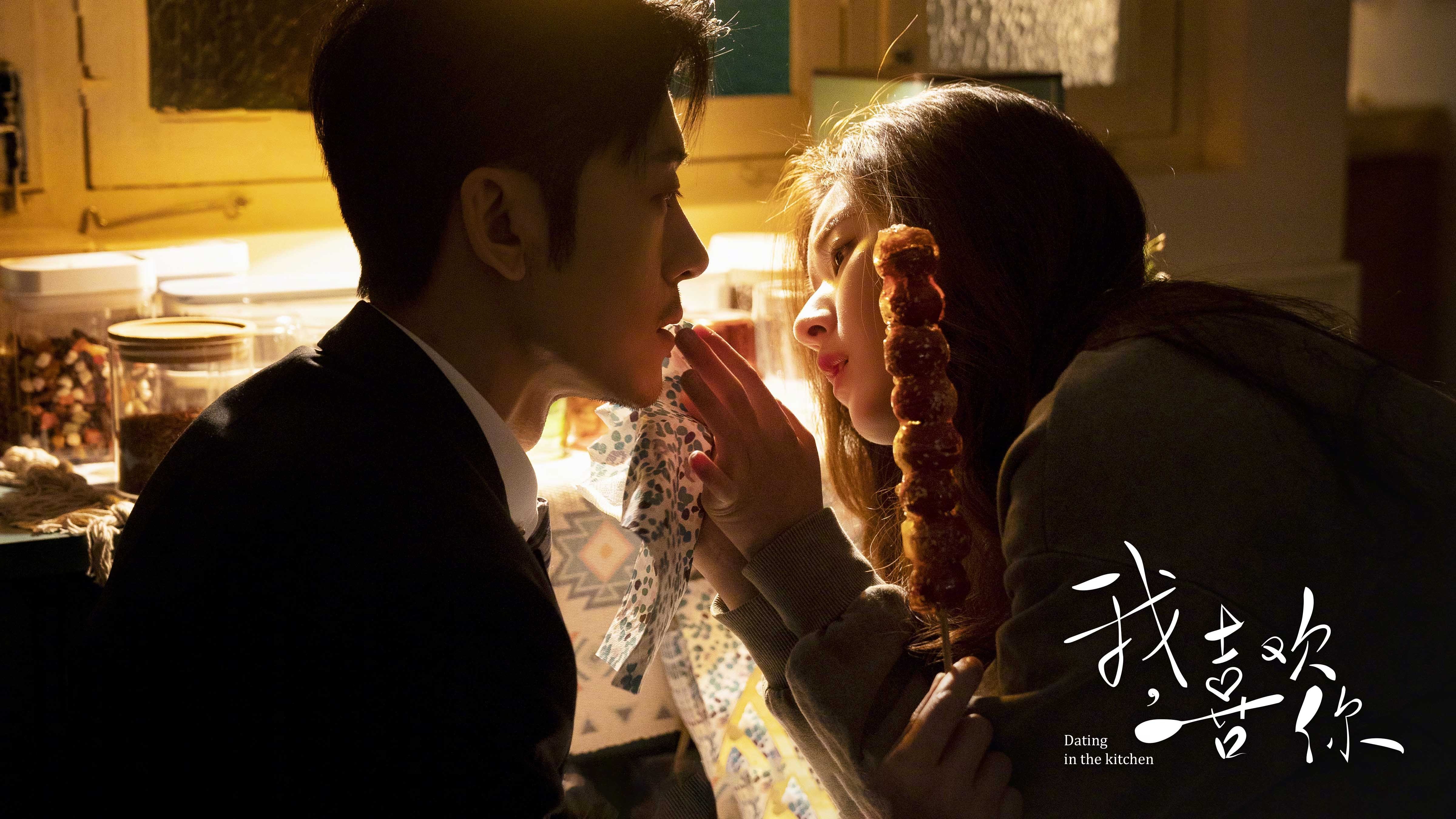 开云·体育官方网站入口-太阳在客场最后一秒投中绝杀三分，布克成为全场焦点！，太阳队布克单场最高分