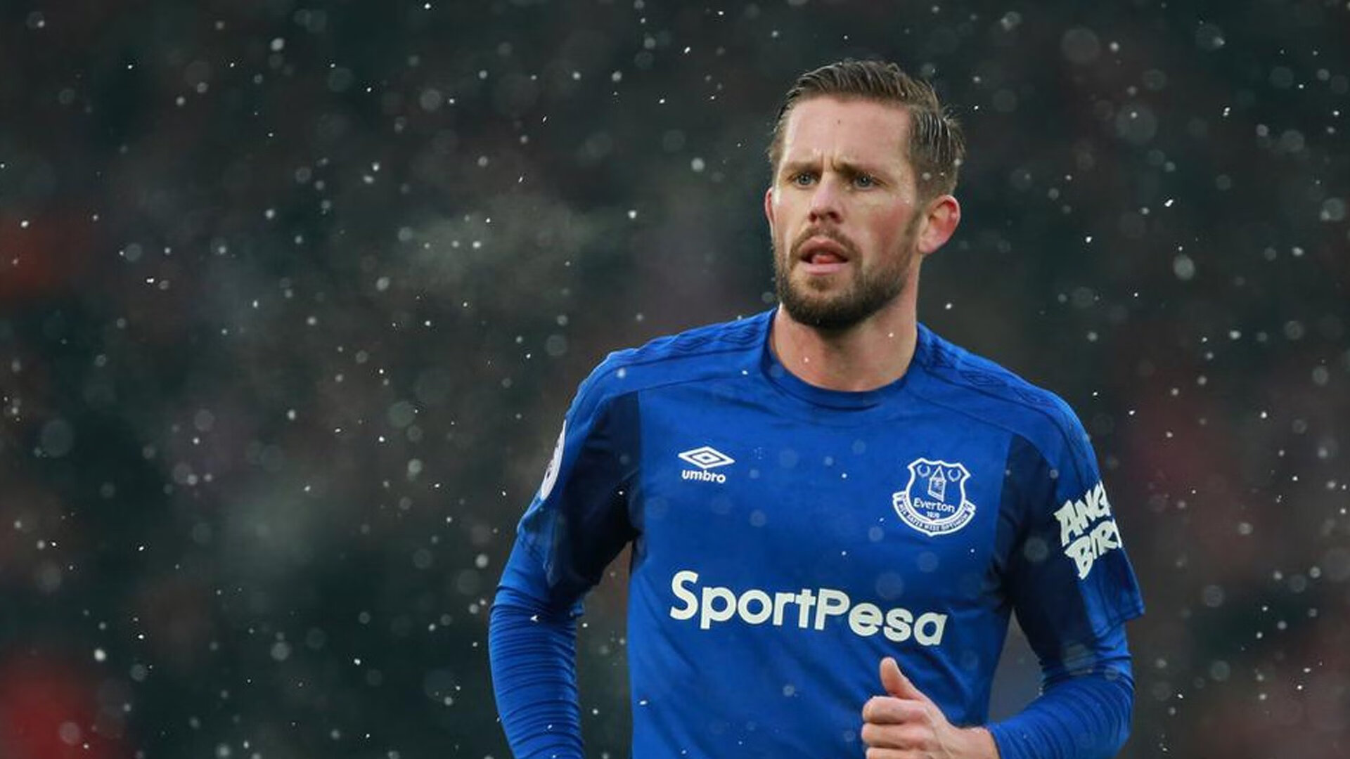 开云全站-体育频道推出战术深度栏目邀请教练球员解读场上关键节点，体育频道官网